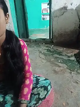 Snapshot of Cuty_priti chatting on 07/11/26, 04:53 Cuty priti online show from 07/11/26, 04:53