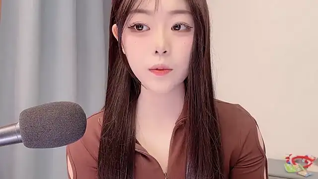 smalldaisy online show from 03/30/26, 02:45