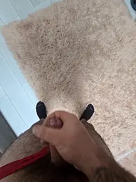 Snapshot of ruffy_35 chatting on 02/18/26, 08:32 ruffy 35 online show from 02/18/26, 08:32