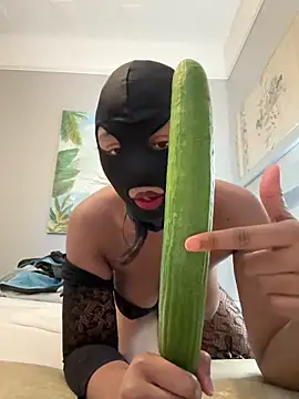 cassie miller velvet online show from 01/18/26, 12:53