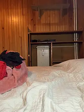 cassie miller velvet online show from 03/05/26, 11:39