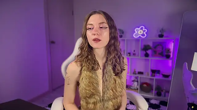 KellySunn online show from 04/17/26, 08:06