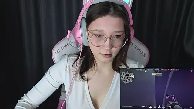 Pink-Aura- online show from 01/12/26, 07:19