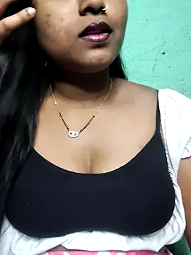 Snapshot of Eashita_01 chatting on 02/08/26, 09:56 Eashita 01 online show from 02/08/26, 09:56