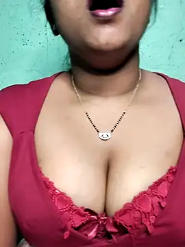 Snapshot of Eashita_01 chatting on 02/13/26, 09:27 Eashita 01 online show from 02/13/26, 09:27