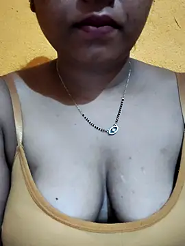 Snapshot of Eashita_01 chatting on 03/15/26, 09:43 Eashita 01 online show from 03/15/26, 09:43