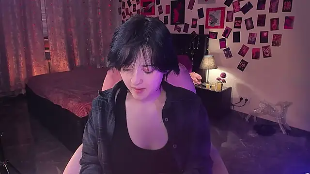 SarahShelby online show from 03/19/26, 10:41