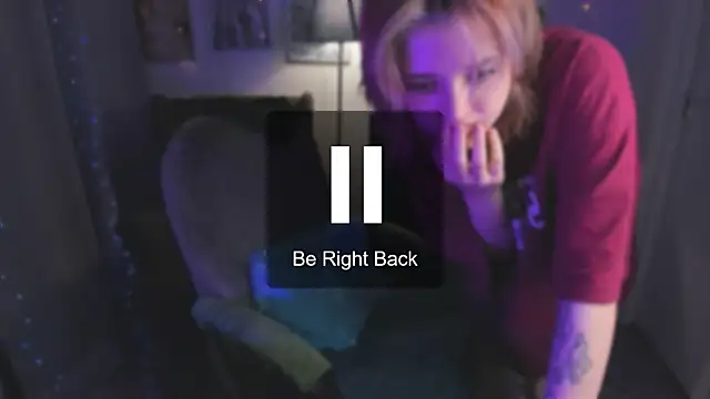 Snapshot of SarahShelby chatting on 05/23/26, 08:35 SarahShelby online show from 05/23/26, 08:35