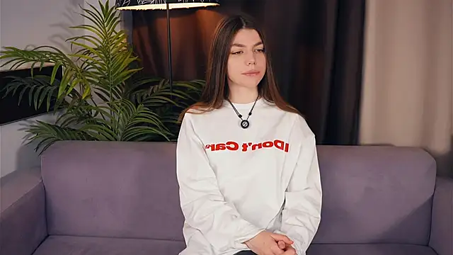 NeidaGowing online show from 12/21/25, 08:10