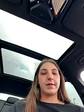 Just-Dori online show from 12/20/25, 10:22