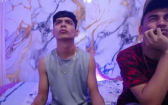 BrownieLoverss online show from 12/22/25, 08:06