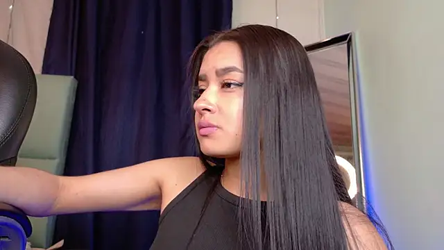 Emilyy05  online show from 03/31/26, 01:40