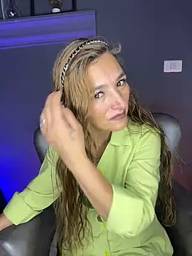 Snapshot of JennaMilf_ chatting on 01/07/26, 07:27 JennaMilf online show from 01/07/26, 07:27