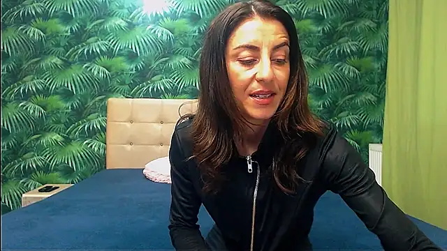 Stella John online show from 01/12/25, 09:30