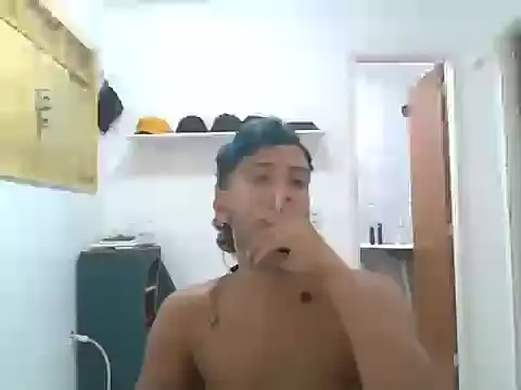 Snapshot of alpalo420 chatting on 02/06/26, 03:37 alpalo420 online show from 02/06/26, 03:37