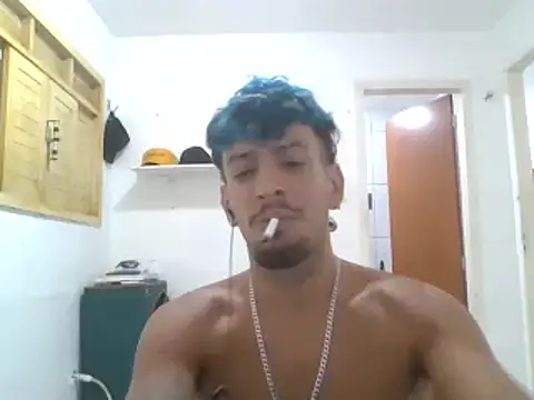 Snapshot of alpalo420 chatting on 02/09/26, 10:25 alpalo420 online show from 02/09/26, 10:25