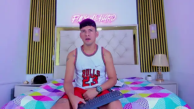 Sweet kevin1 online show from 12/23/25, 06:11