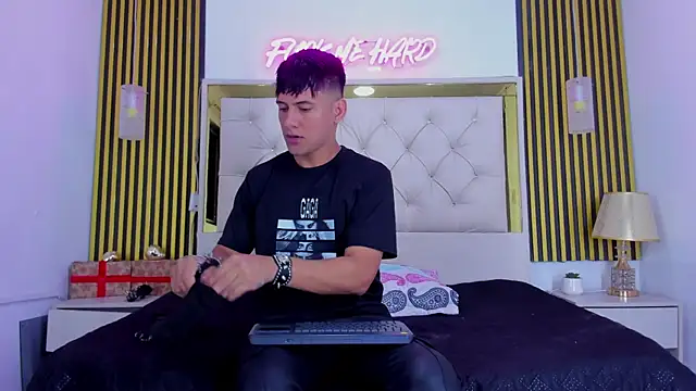 Sweet kevin1 online show from 01/09/26, 06:16