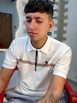 Snapshot of neithan_sleitherx chatting on 02/03/26, 06:40 neithan sleitherx online show from 02/03/26, 06:40