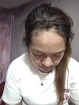 Lucky cutee online show from 07/27/26, 02:13