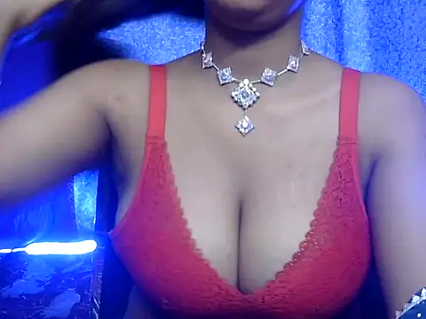 cute Dirty Diva online show from 04/08/26, 03:45
