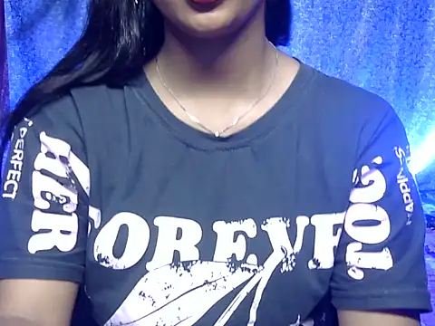 cute Dirty Diva online show from 05/17/26, 02:57