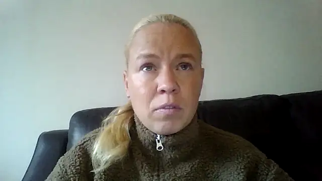 jennyblondeuk online show from 02/05/26, 03:27
