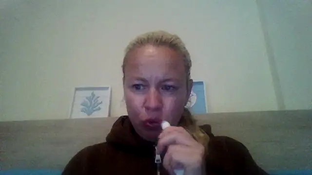 Snapshot of jennyblondeuk chatting on 05/03/26, 06:25 jennyblondeuk online show from 05/03/26, 06:25