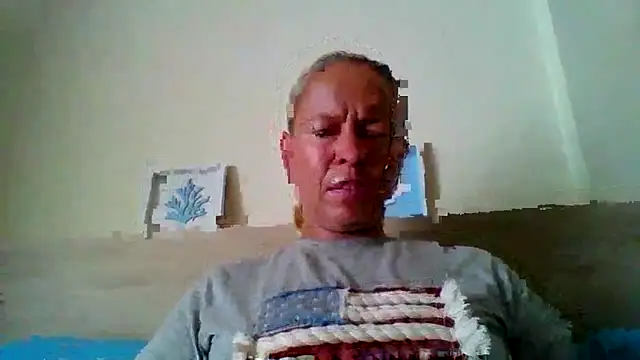 Snapshot of jennyblondeuk chatting on 05/16/26, 12:48 jennyblondeuk online show from 05/16/26, 12:48
