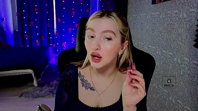 Eva Vibe  online show from 03/04/26, 05:46