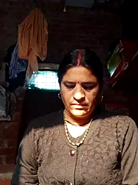 CUTE Ishpa online show from 01/11/26, 03:44