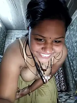 Snapshot of SexyKajal_758 chatting on 01/12/26, 06:35 SexyKajal 758 online show from 01/12/26, 06:35