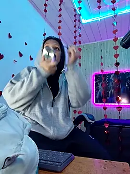 ashley-17 online show from 02/17/26, 04:42