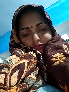 Snapshot of Mahima_rani34 chatting on 01/05/26, 11:52 Mahima rani34 online show from 01/05/26, 11:52