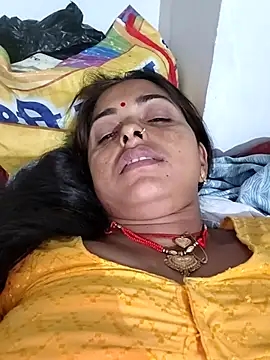Snapshot of Mahima_rani34 chatting on 06/07/26, 10:13 Mahima rani34 online show from 06/07/26, 10:13