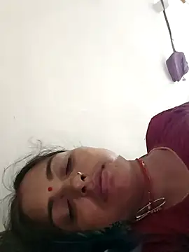 Snapshot of Mahima_rani34 chatting on 06/30/26, 05:03 Mahima rani34 online show from 06/30/26, 05:03