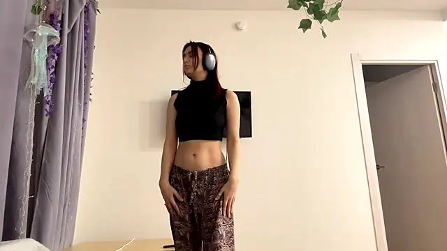 Snapshot of LoftingMumps chatting on 01/07/26, 12:35 LoftingMumps online show from 01/07/26, 12:35