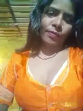 Snapshot of Kajal_sexe chatting on 12/21/25, 06:53 Kajal sexe online show from 12/21/25, 06:53