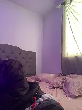 cute emmma online show from 04/09/26, 12:21