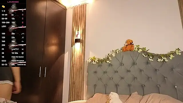 Snapshot of cute_emmma chatting on 05/06/26, 11:15 cute emmma online show from 05/06/26, 11:15