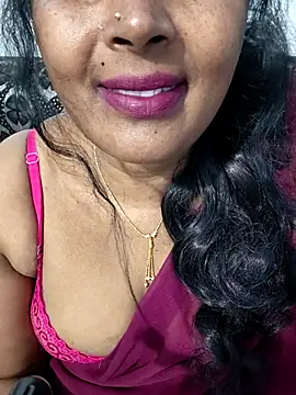 Snapshot of siri_tamiltelugu chatting on 01/10/26, 03:47 siri tamiltelugu online show from 01/10/26, 03:47