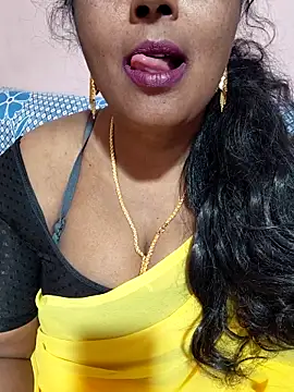 Snapshot of siri_tamiltelugu chatting on 02/05/26, 04:22 siri tamiltelugu online show from 02/05/26, 04:22