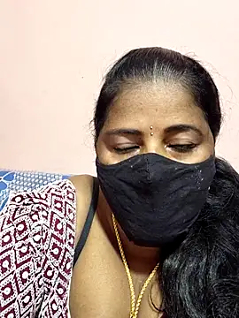 Snapshot of siri_tamiltelugu chatting on 02/13/26, 12:50 siri tamiltelugu online show from 02/13/26, 12:50