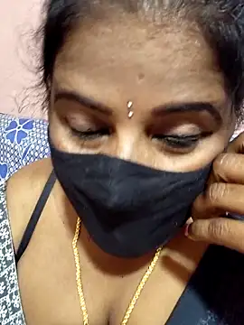 Snapshot of siri_tamiltelugu chatting on 02/13/26, 04:14 siri tamiltelugu online show from 02/13/26, 04:14