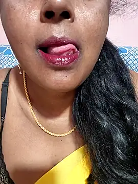 Snapshot of siri_tamiltelugu chatting on 02/23/26, 07:22 siri tamiltelugu online show from 02/23/26, 07:22