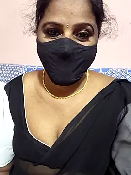 Snapshot of siri_tamiltelugu chatting on 02/24/26, 04:05 siri tamiltelugu online show from 02/24/26, 04:05