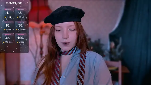 Snapshot of jennifernolan chatting on 02/07/26, 11:36 jennifernolan online show from 02/07/26, 11:36