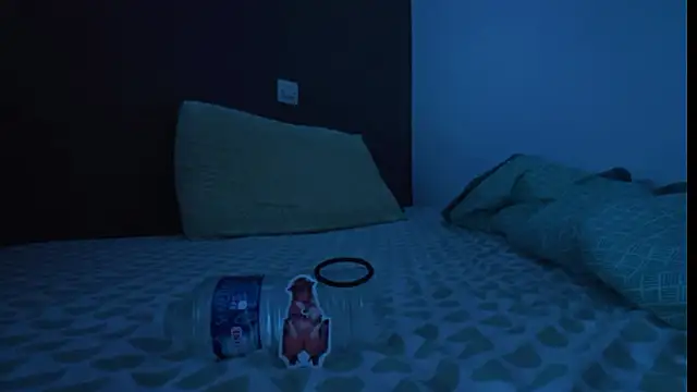 baguette7420 online show from 01/18/26, 06:06