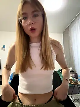 Lilpiks online show from 01/10/26, 06:04