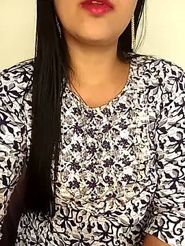 Deshi bhabhi143 online show from 04/05/26, 06:21